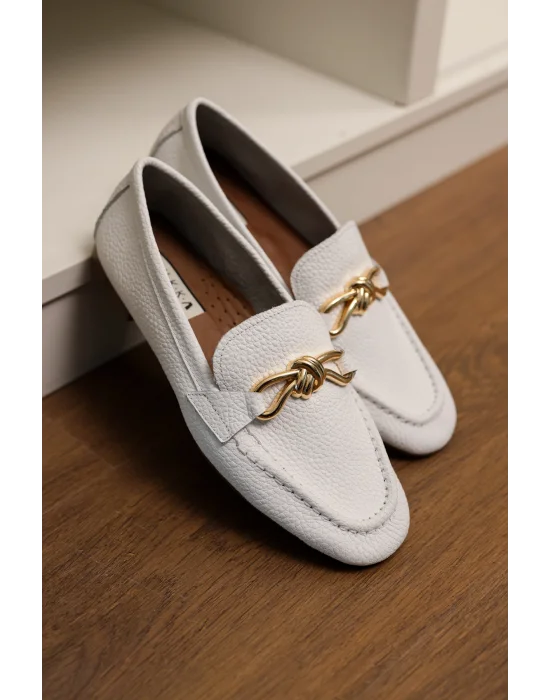 Hakiki Deri Cameron Kadın Beyaz Metal Tokalı Loafer Babet