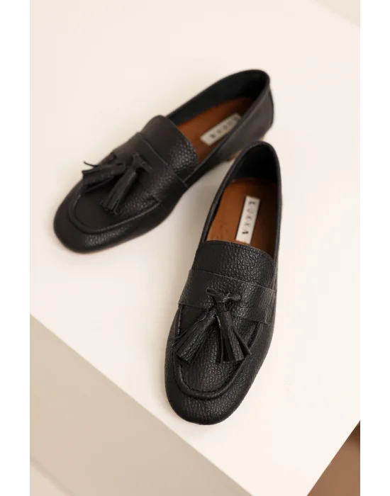 Hakiki Deri Kadın Siyah Adeen Ponponlu El yapımı Babet