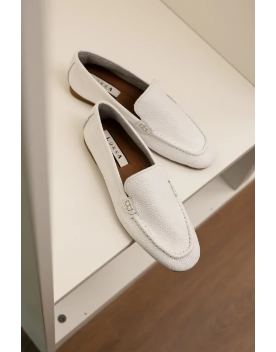 Hakiki Deri Kadın Abay Beyaz Saraçlı Babet