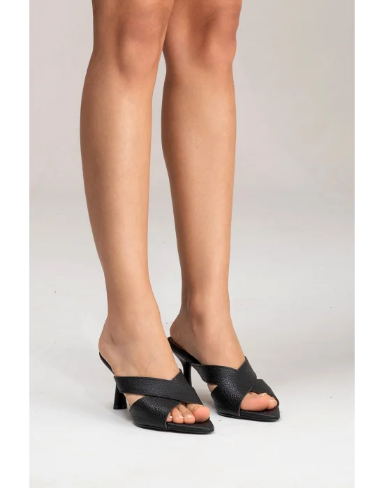 Hakiki Deri Mila Kadın Siyah Çapraz Topuklu Terlik