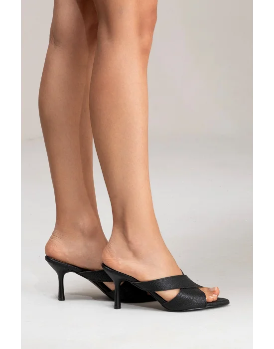 Hakiki Deri Mila Kadın Siyah Çapraz Topuklu Terlik
