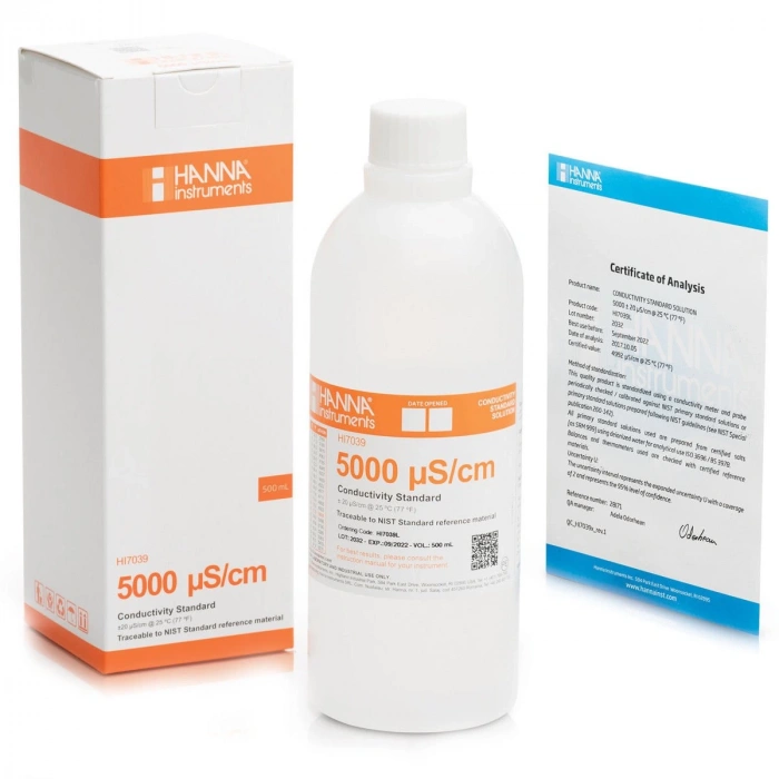 HI7039L 5000 µS/cm EC value @ 25°C, 500 mL bottle