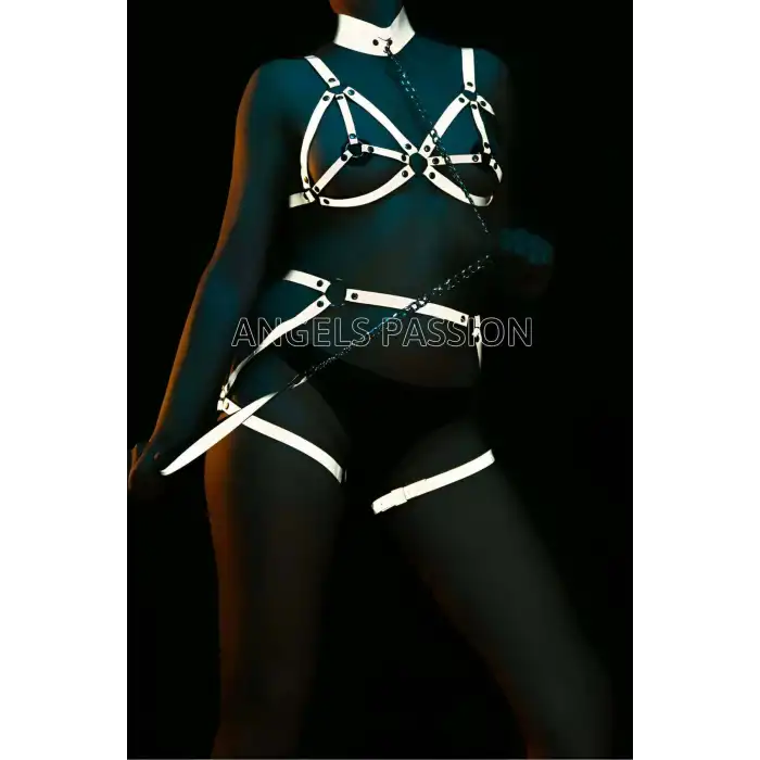 Beyaz Reflektörlü Tasmalı Seksi Harness Takım - APFT311