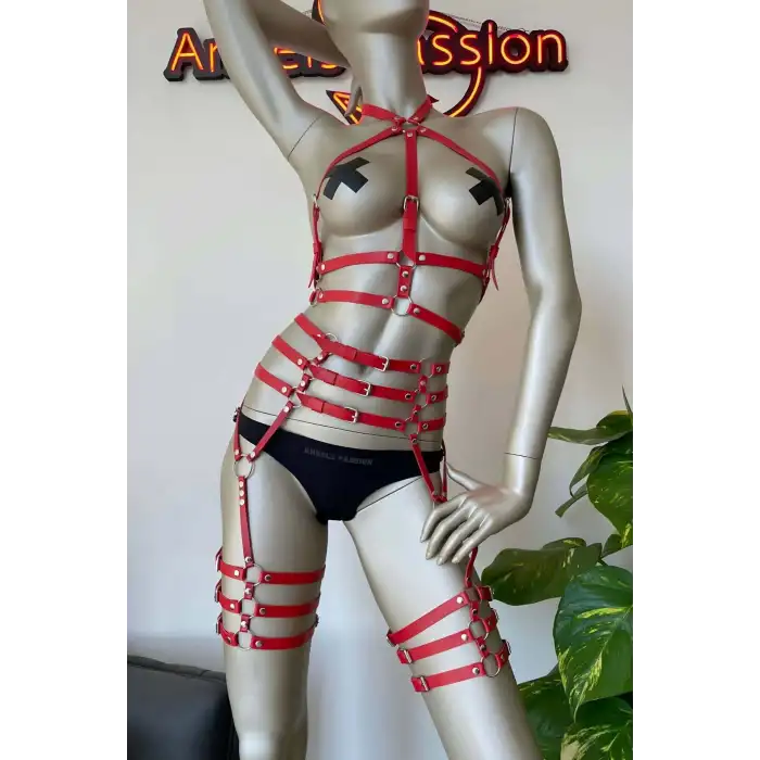 Fantazi İç Giyim Modelleri Kırmızı Deri Fantezi Giyim - APFT524