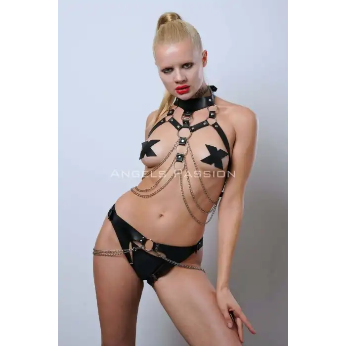 Göğsü Ve Ağı Açık Kelepçeli Fantazi Külot Harness Takım - APFT1067
