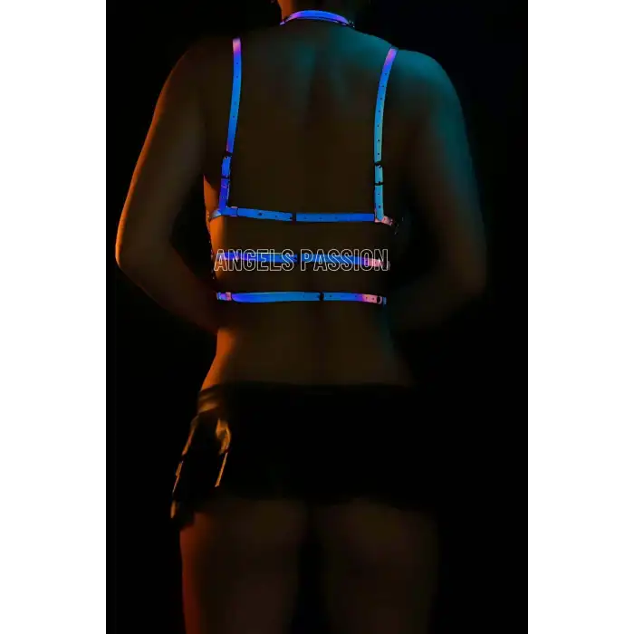 İç Çamaşırı Modelleri Renkli Reflektörlü Göğüs Üzeri Harness