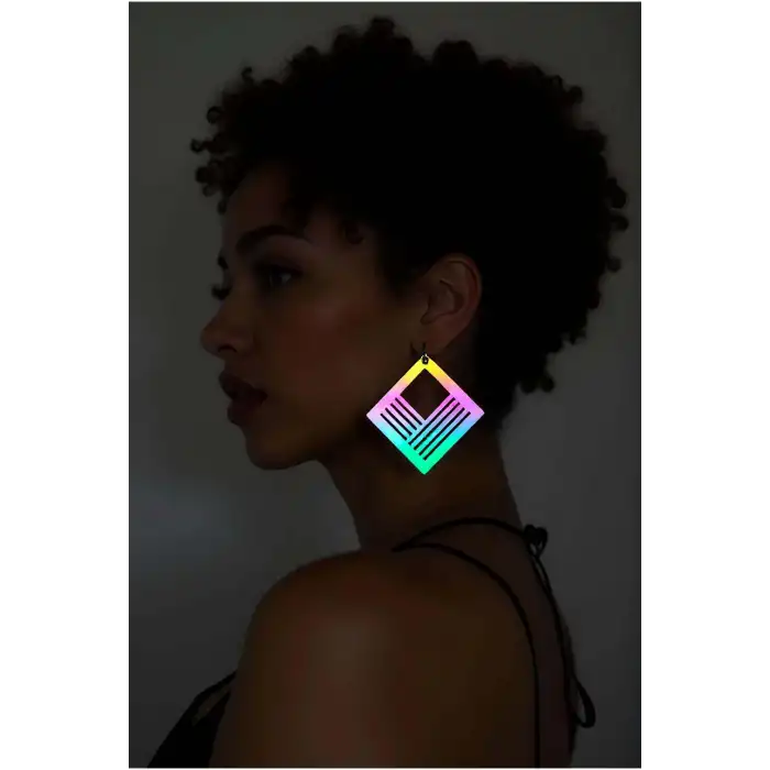 Rainbow Reflektörlü Geometrik Kare Küpe, Şık Lazer Kesim Küpe - APBJ010