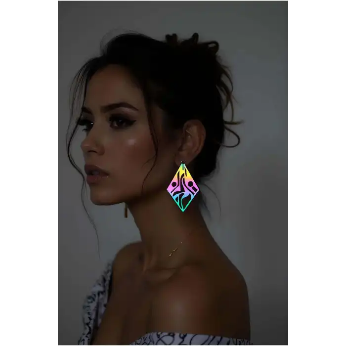 Rainbow Reflektörlü Geometrik Küpe, Tarz Lazer Kesim Küpe - APBJ009