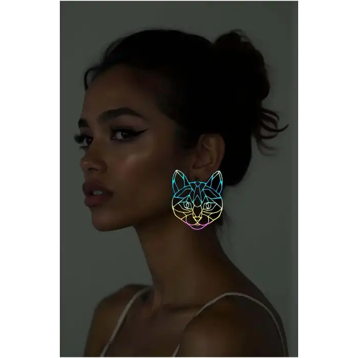 Rainbow Reflektörlü Soyut Kedi Yüzü Küpe, Şık Lazer Kesim Küpe - APBJ017