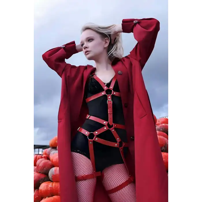 Vücudu Saran Kırmızı Deri Harness Fantazi Giyim - APFT750