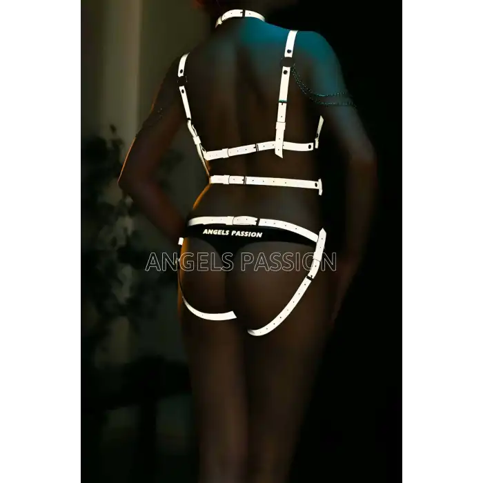 Zincir Detaylı Ağ Kısmı Açık Reflektörlü Şık Harness - APFT299