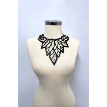 Lazer Kesim Yaprak Desenli Deri Choker, Deri Kolye - APFT1417