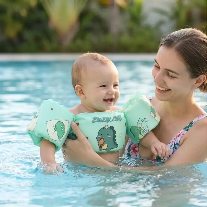 Çocuk Kollu Can Yeleği Emniyet Kilitli Gövde Destekli Yüzme Yardımcısı Dinozor Desenli