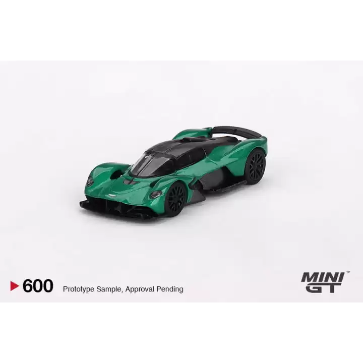 Mini GT 1/64 Aston Martin Valkyrie Aston Martin Racing Green MGT00600