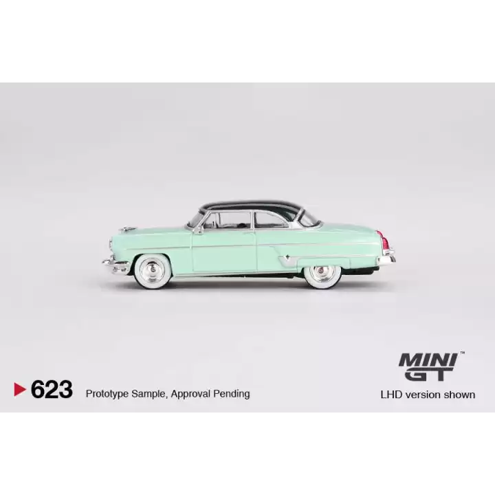 Mini GT 1/64 Lincoln Capri 1954 Parklane Green / Bloomfield Green MGT00623