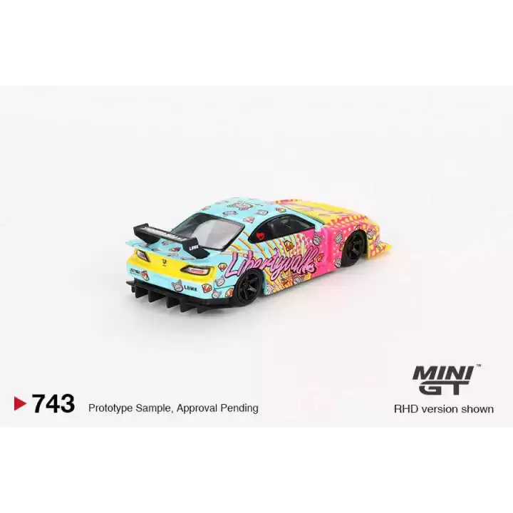 Mini GT 1/64 Nissan LB-Super Silhouette S15 SILVIA LBWK KUMA MGT00743