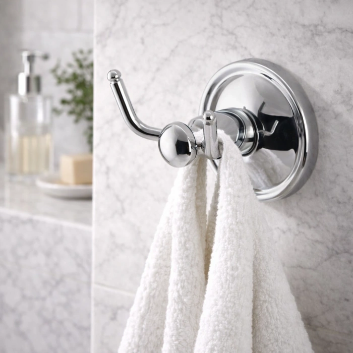 40-006 - COUVERTS, PEIGNOIR