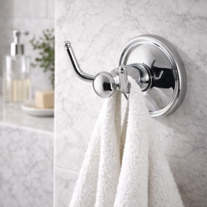 40-006 - COUVERTS, PEIGNOIR