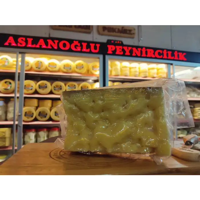 Gravyer peyniri 400-600gr arası