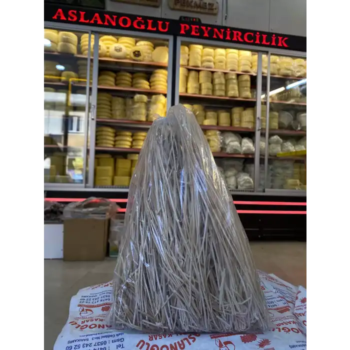 Kars Kavrulmuş Köy Eriştesi 1kg