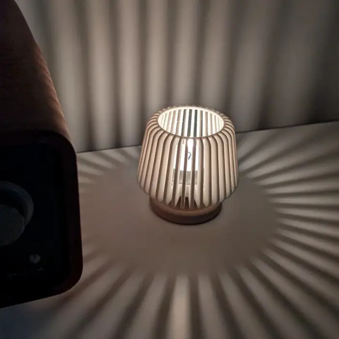 Abajur Formlu Dekoratif Tealight Mumluk Beyaz-Kahverengi - Pilli LED Mum Hediyeli