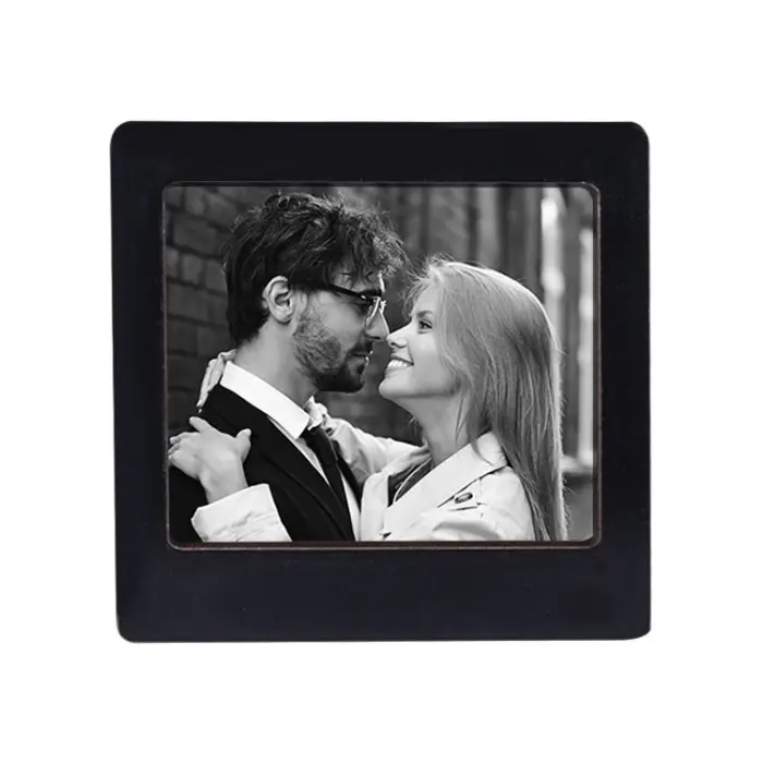 Ahşap Polaroid Mini Fotoğraf Çerçevesi - 9x9cm