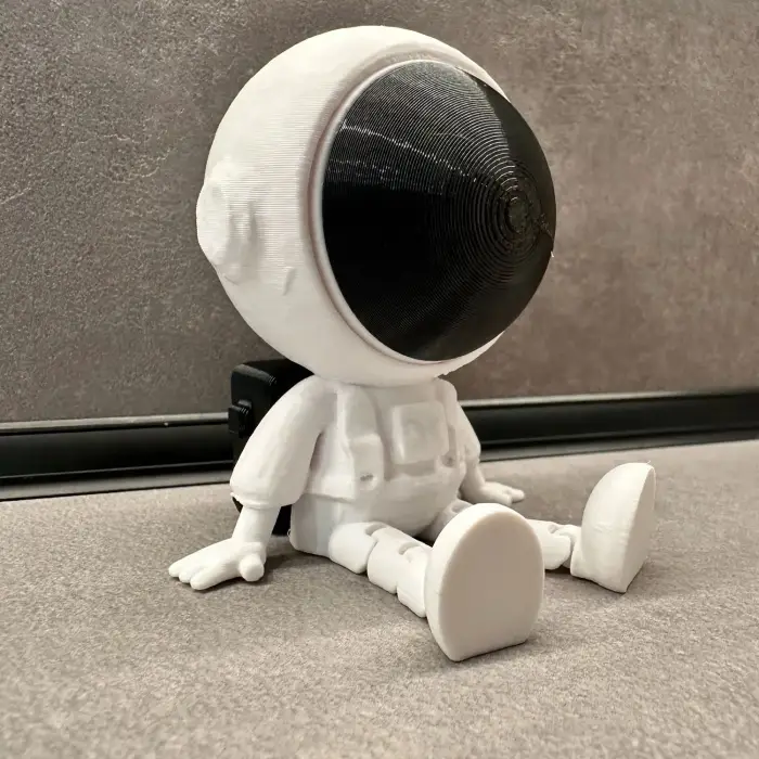 Hareketli Plastik Astronot Figürü (Boyanabilir)