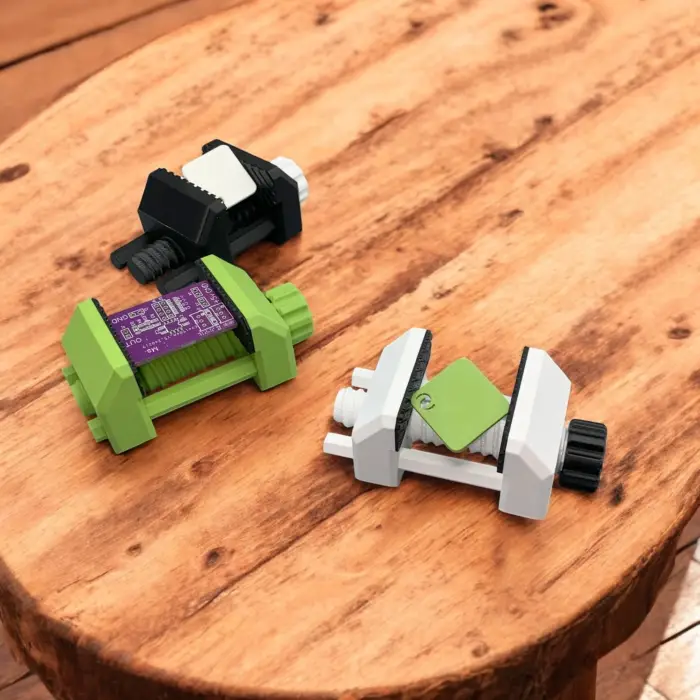 Mini Elektronikçi Mengene PLA – 3D Yazıcı Hobi Mengene 0-45mm