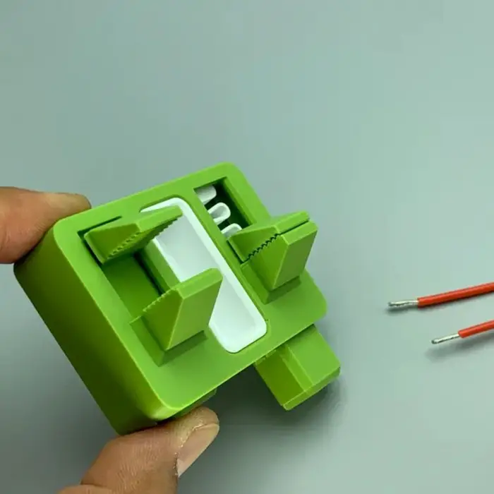 Mini Kablo Lehim Standı – Kompakt Tel Sabitleme Aparatı