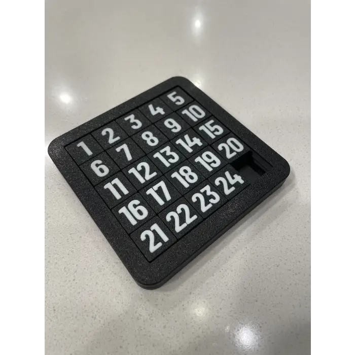 Sürgülü Bulmaca PLA – Kaydırmalı Zeka Oyunu (3x3 / 4x4 / 5x5 / 6x6)