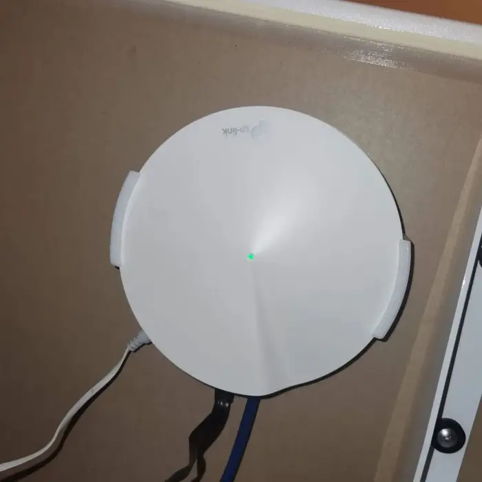 TP-Link Deco M9 Plus AC2200 Uyumlu Duvar Askı Standı - Beyaz Montaj Aparatı