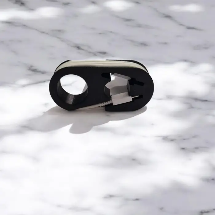 USB-C Kablo Düzenleyici Seti – Seyahat Tipi Kablo Sarıcı 2 Adet
