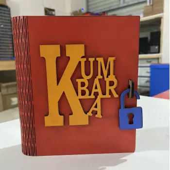 Ahşap Kilitli Kitap Kumbara