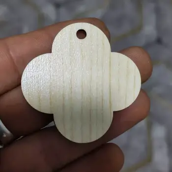 Ahşap MDF Dört Yaprak Anahtarlık Ölçü ve Renk Seçimli