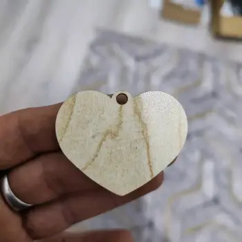 Ahşap MDF Geniş Kalp Anahtarlık Ölçü ve Renk Seçimli