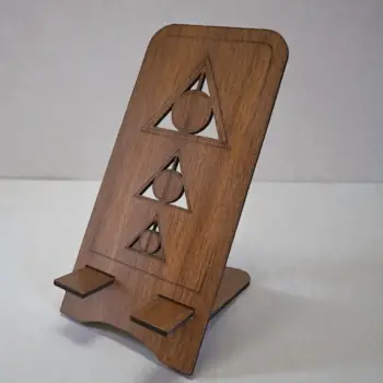 Ahşap MDF Telefon Standı - Geometrik Prizma Model (8.5x17.5 cm)