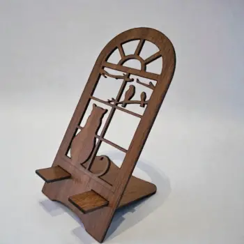 Ahşap MDF Telefon Standı - Penceredeki Meraklı Kedi Model (8.5x17.5 cm)