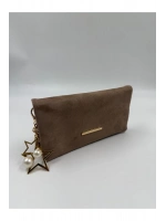 Kadın Süet Zincir Askılı Charm Detaylı Clutch Çanta