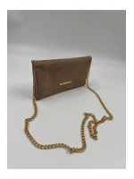 Kadın Süet Zincir Askılı Charm Detaylı Clutch Çanta