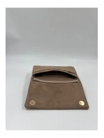 Kadın Süet Zincir Askılı Charm Detaylı Clutch Çanta