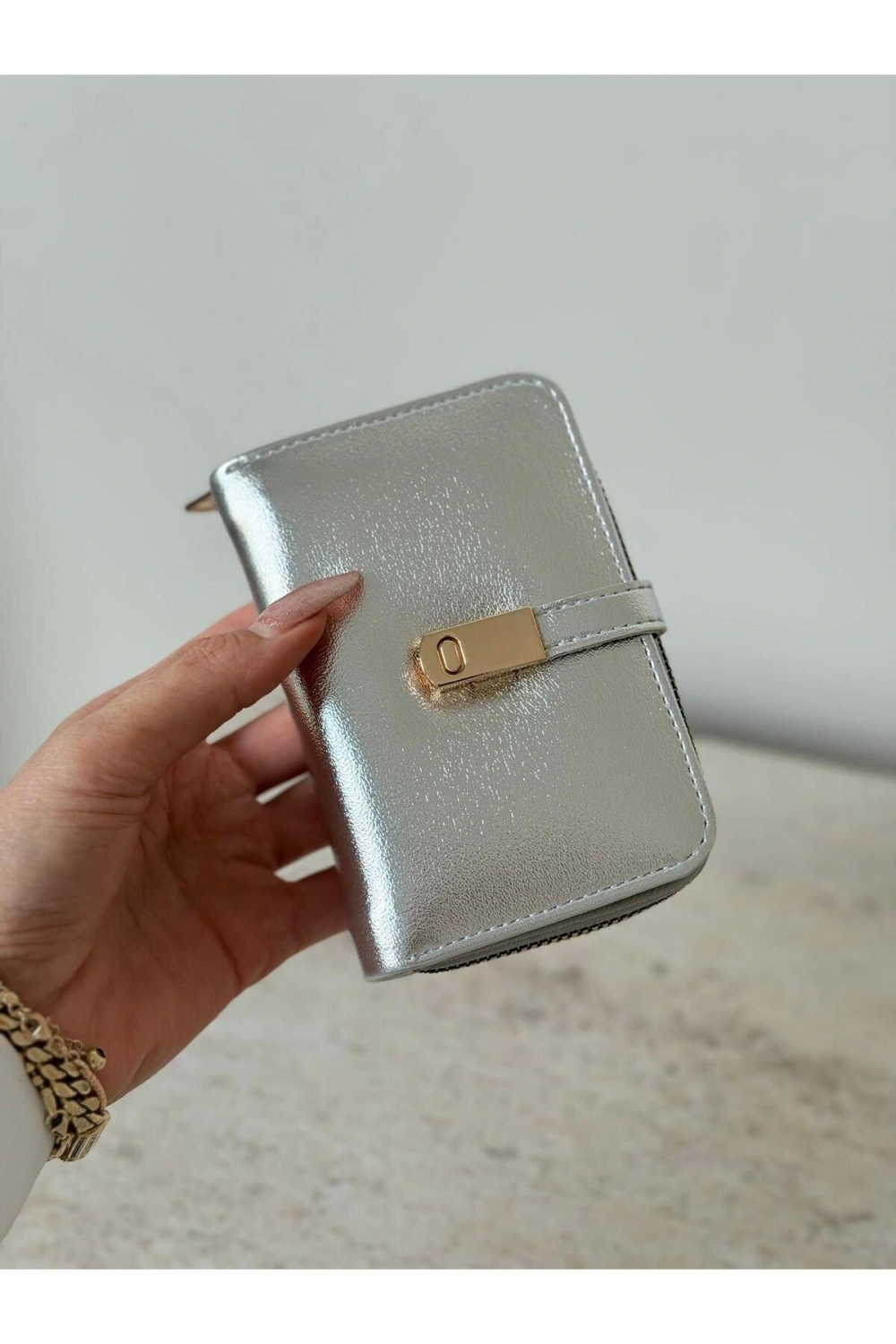 Kadın Mıknatıs Kapamalı Küçük Boy Cüzdan