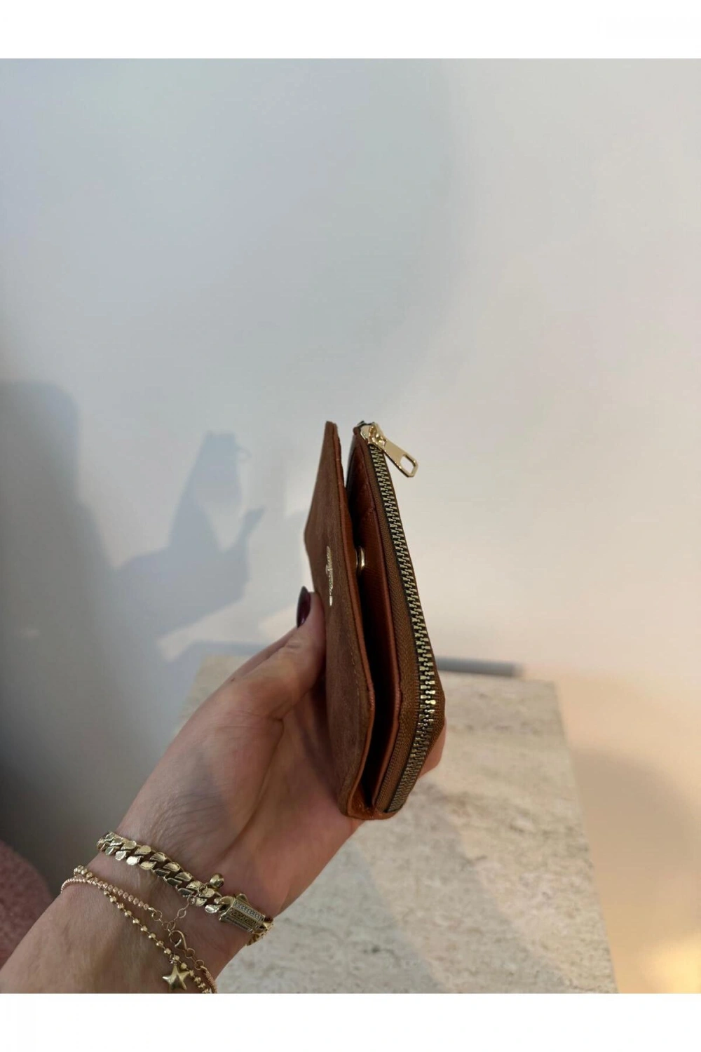 Fiyonk Detaylı Süet Kadın Cüzdan