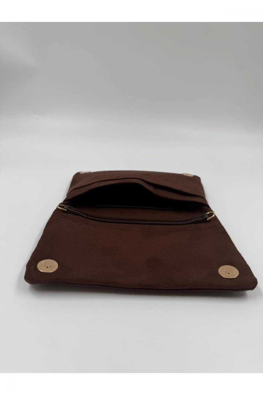 Kadın Süet Zincir Askılı Charm Detaylı Clutch Çanta