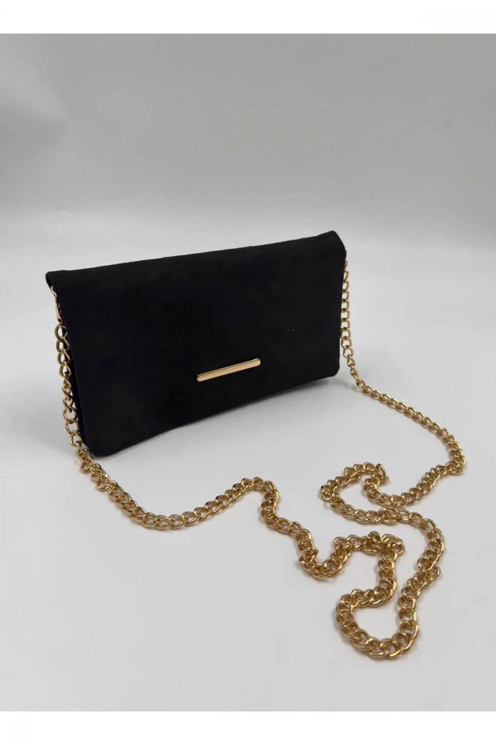 Kadın Süet Zincir Askılı Charm Detaylı Clutch Çanta