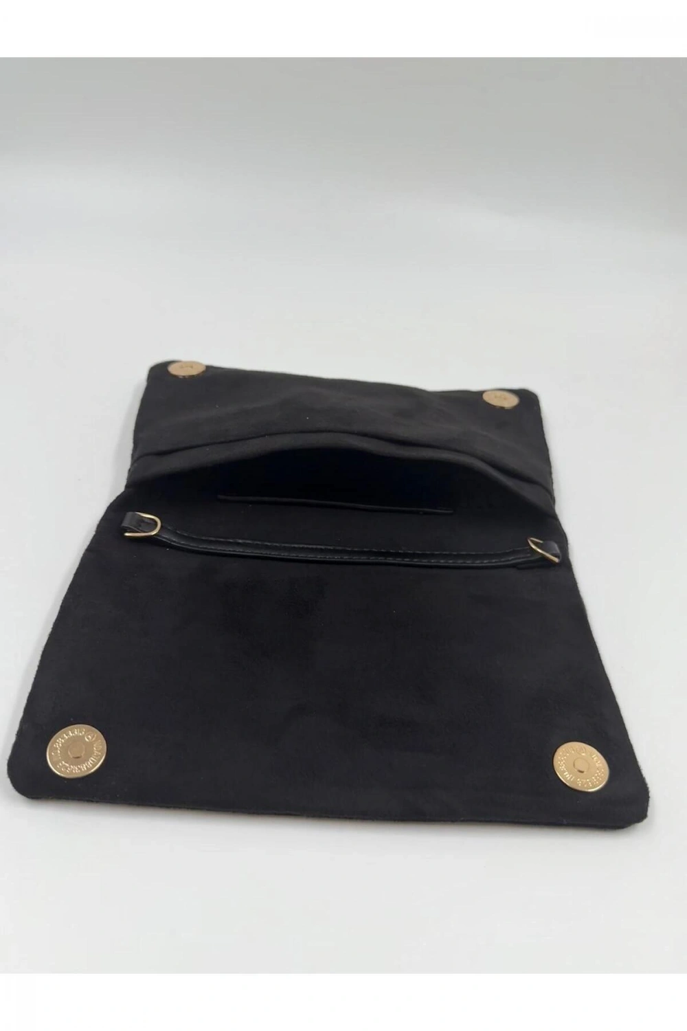 Kadın Süet Zincir Askılı Charm Detaylı Clutch Çanta