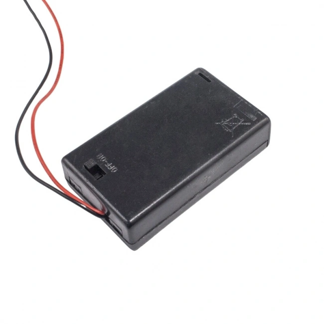 3lü AAA Pil Yuvası - Anahtarlı ve Kapaklı