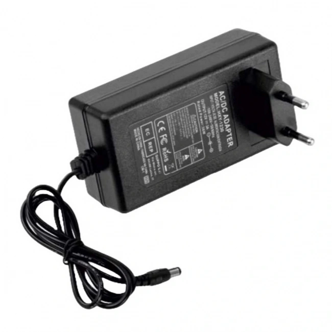Cata CT-2553 Fişli Adaptör 5A 60W