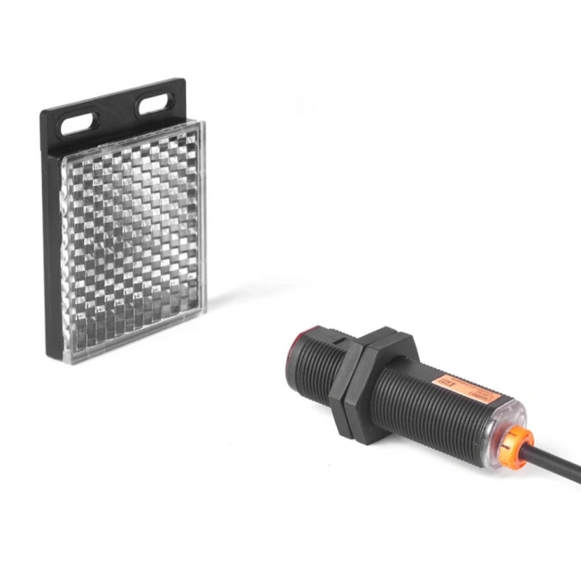 EN18P-D1S200PA 200cm PNP NO Reflektör Yansımalı Fotoelektrik Sensör