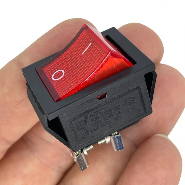 IC-104C Vida Bacak Geniş Işıklı Anahtar ON-OFF 4P 220V