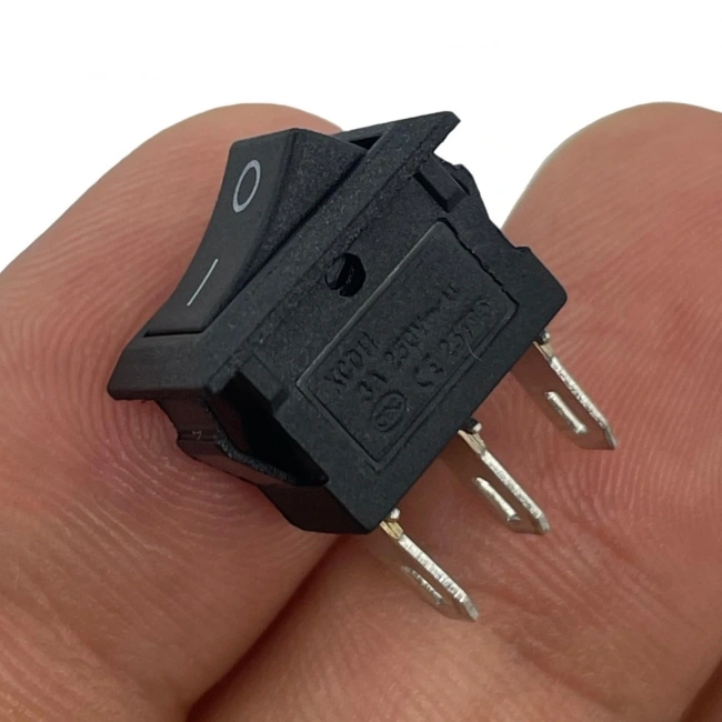 IC-125B-3 Mini Dikdörtgen Işıksız On-Off Anahtar 3 Pin